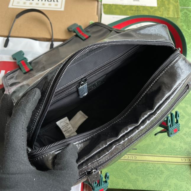 GUCCI MONOGRAMMED BUCKLE DETAILED SHOULDER BAG - BG054