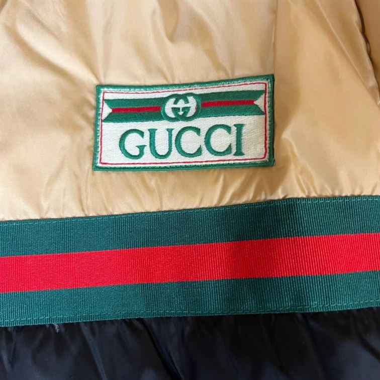 GUCCI NYLON SATIN PADDED JACKET - GCJ046