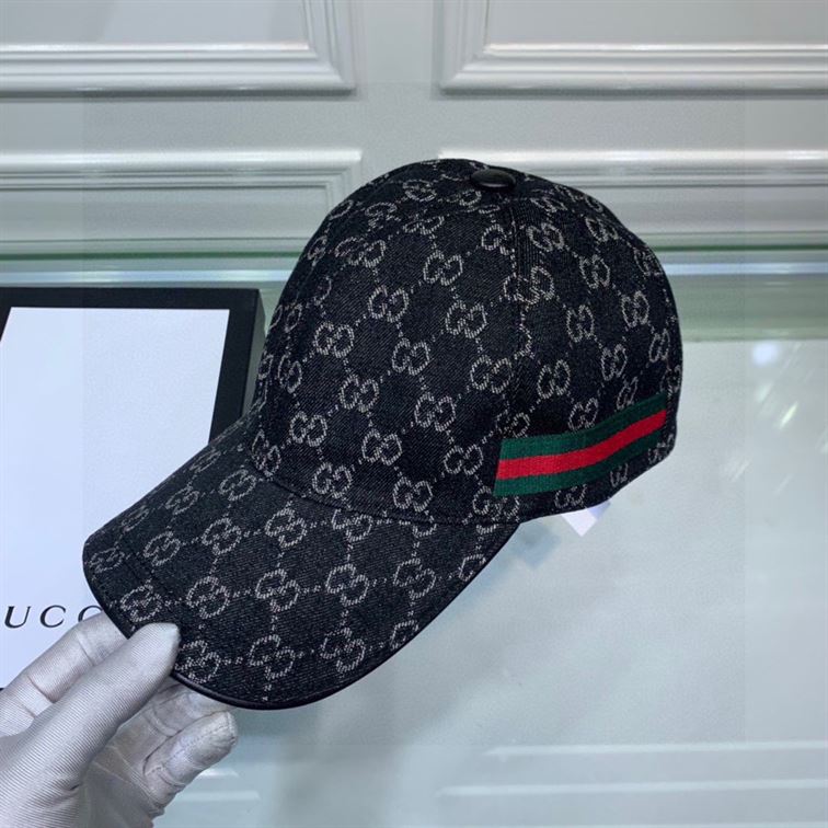 GUCCI ORIGINAL GG CANVAS BASEBALL HAT WITH WEB
