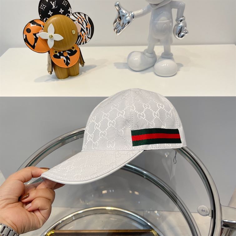 GUCCI ORIGINAL GG CANVAS BASEBALL HAT WITH WEB