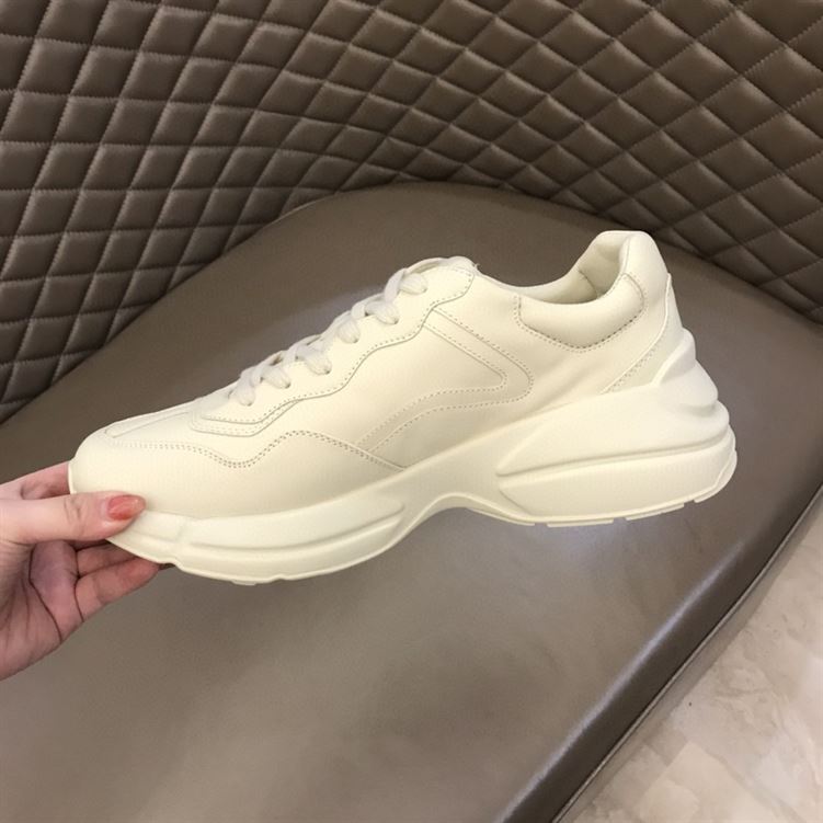 GUCCI RHYTON LOGO PRINT LOW TOP LEATHER TRAINERS - GCC009