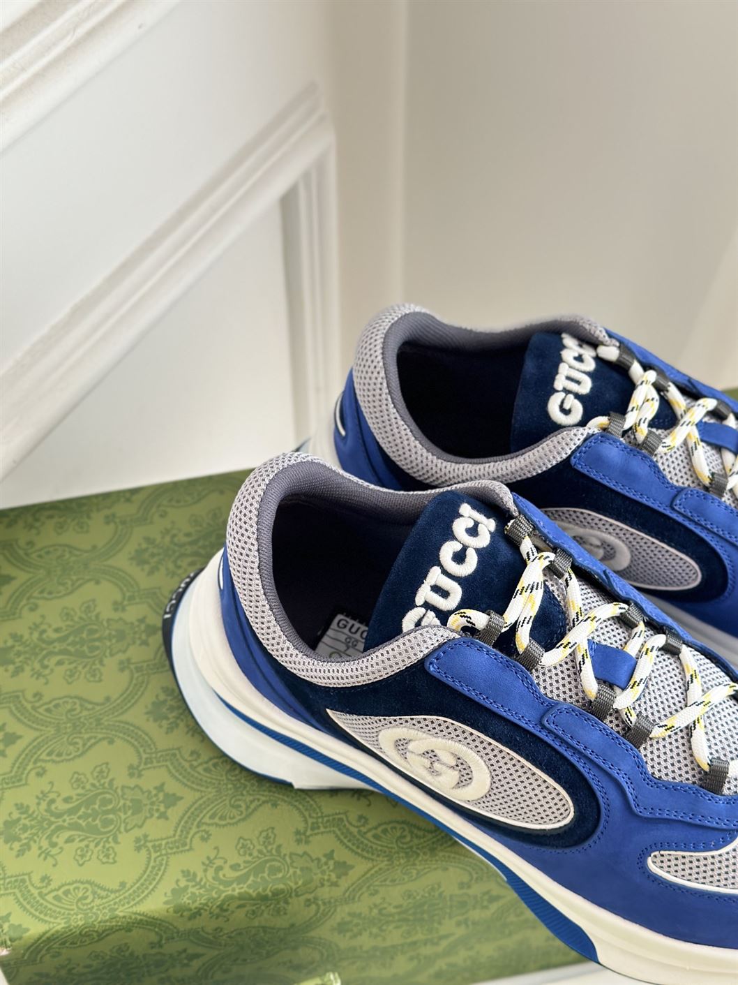GUCCI RUN SNEAKERS - GCC117
