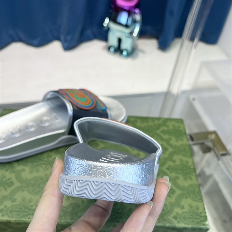 GUCCI SLIDE INTERLOCKING G LEATHER BLACK FOR MEN - GSL005