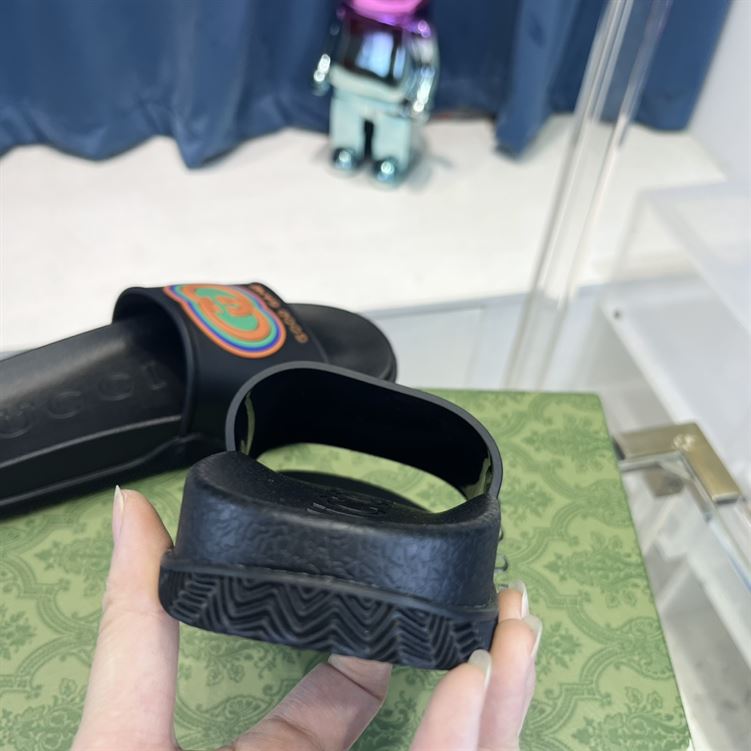 GUCCI SLIDE INTERLOCKING G LEATHER BLACK FOR MEN - GSL008