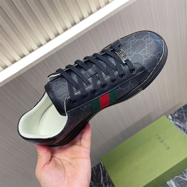 GUCCI SNEAKERS - GCC122