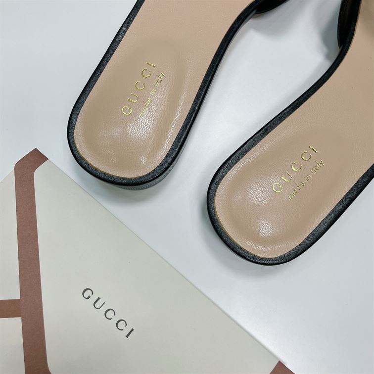 GUCCI WOMEN'S INTERLOCKING G CUT-OUT SLIDE SANDAL - GSL012