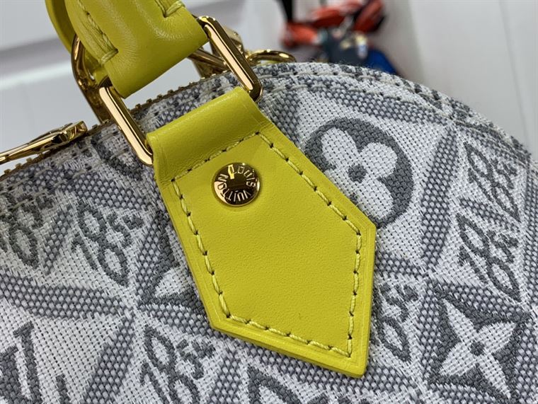 LOUIS VUITTON ALMA BB White Yellow