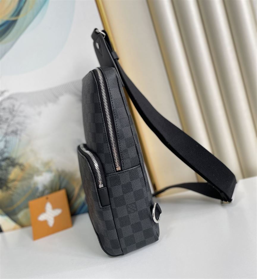 LOUIS VUITTON AVENUE SLING BAG - LVB007