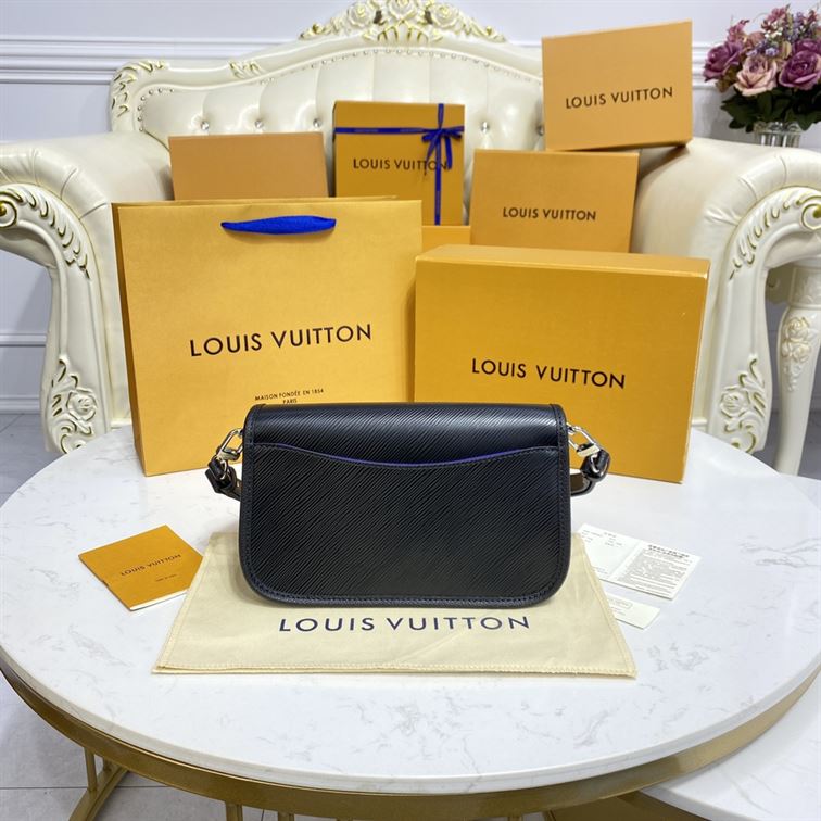 LOUIS VUITTON BUCI EPI LEATHER