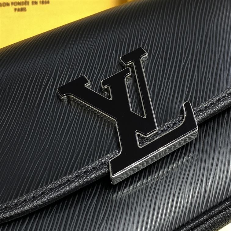 LOUIS VUITTON BUCI EPI LEATHER