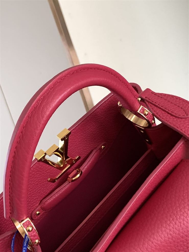 LOUIS VUITTON CAPUCINES BB Pink