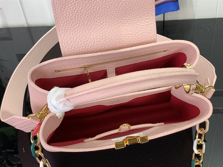 LOUIS VUITTON CAPUCINES BB PINK