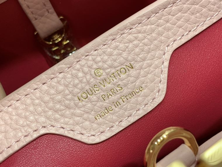 LOUIS VUITTON CAPUCINES BB PINK