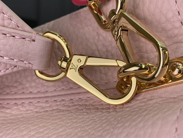 LOUIS VUITTON CAPUCINES MINI PINK