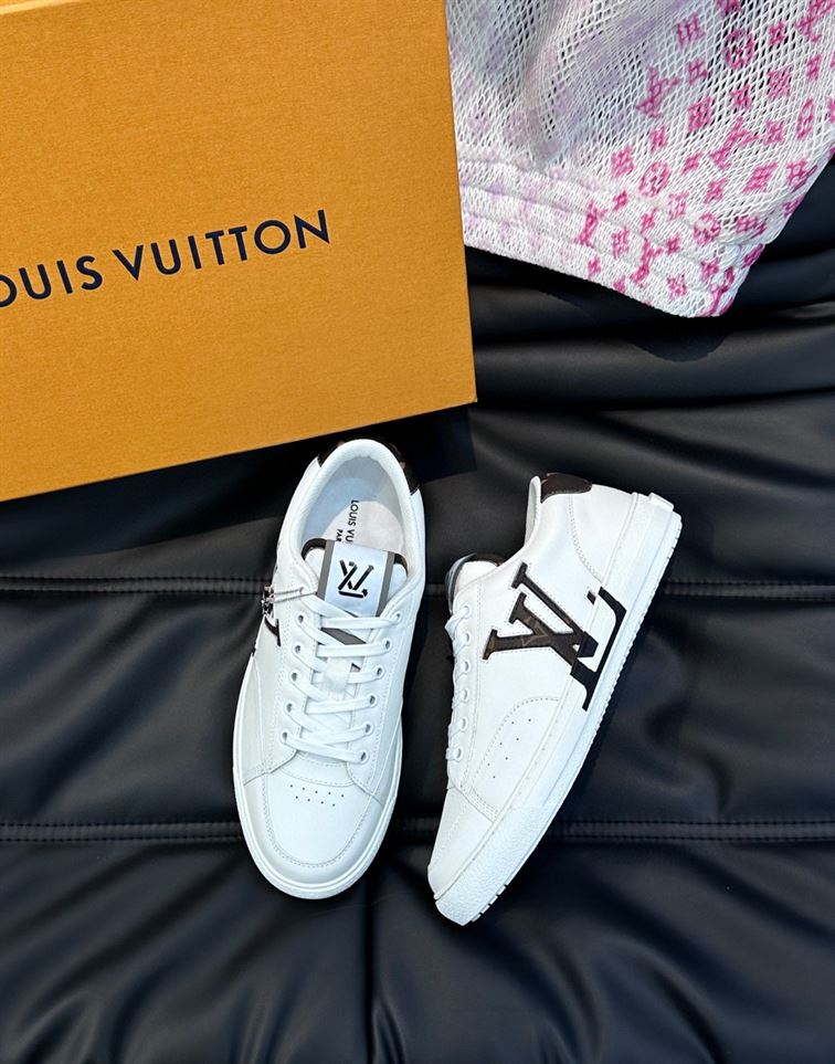 LOUIS VUITTON CHARLIE SNEAKER - LVS156