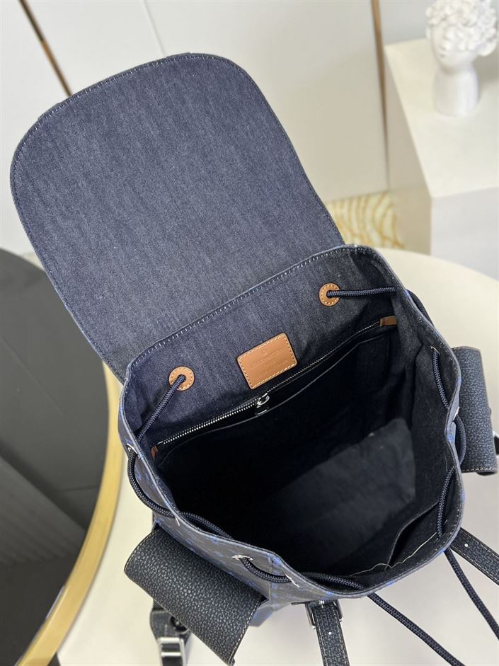 LOUIS VUITTON CHRISTOPHER BACKPACK - LVB032