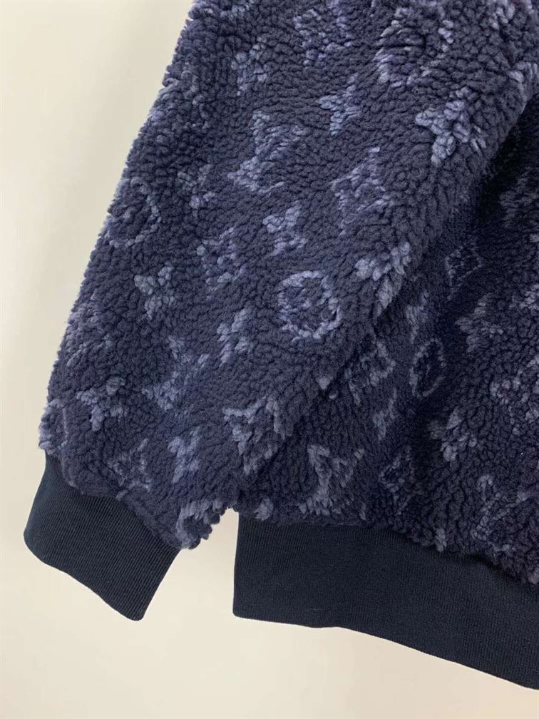 LOUIS VUITTON COAT - LVC010