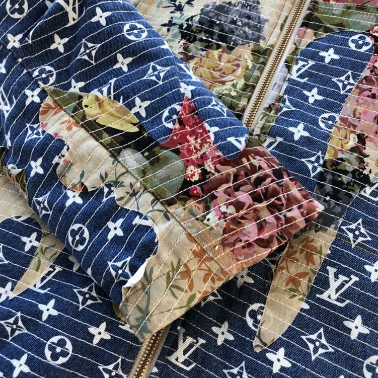 LOUIS VUITTON COAT - LVC025