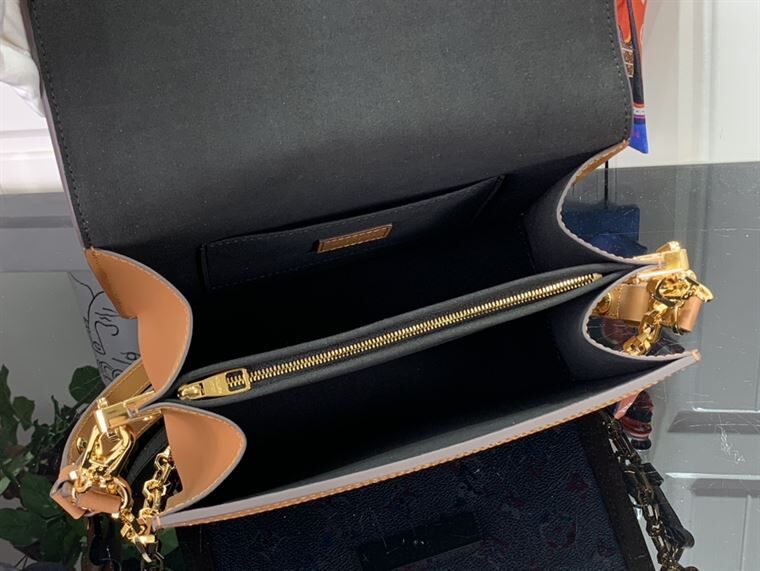 LOUIS VUITTON DAUPHINE MM MONOGRAM