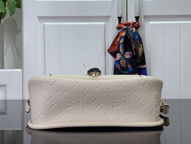 LOUIS VUITTON DIANE MONOGRAM EMPREINTE