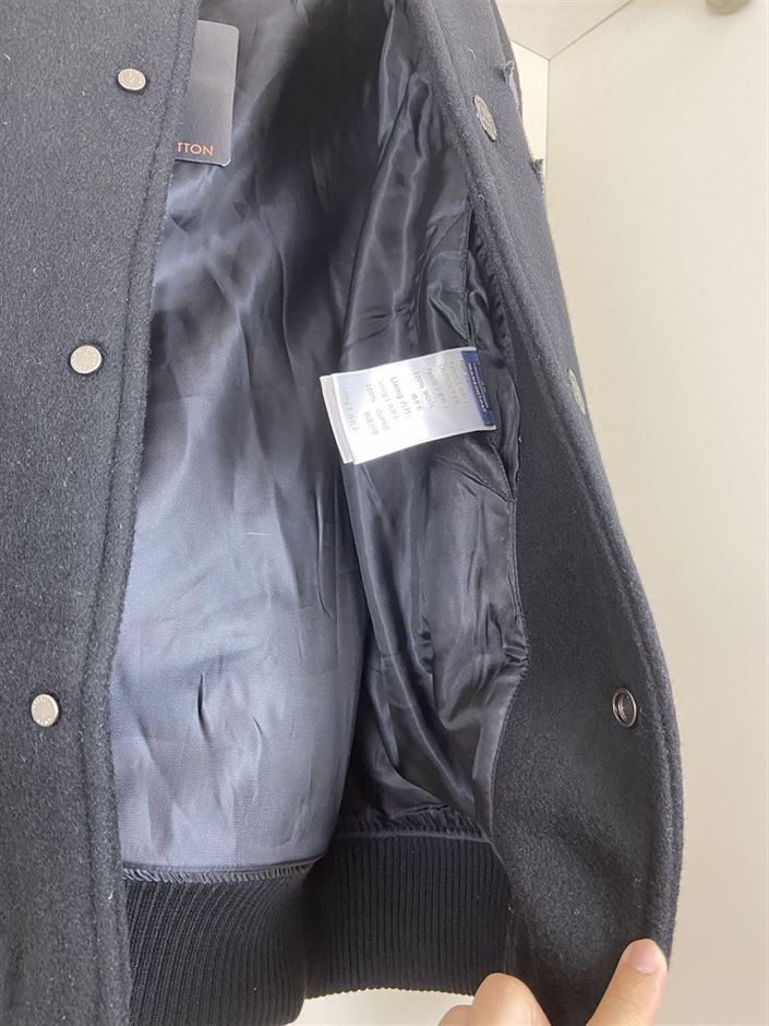 LOUIS VUITTON EMBOSSED LEATHER AND WOOL BLOUSON - LVC029