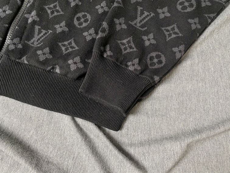 LOUIS VUITTON GRAFFITI ZIPPED BLOUSON - LVC033