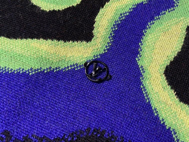 LOUIS VUITTON GRAPHIC CREWNECK - LVH043