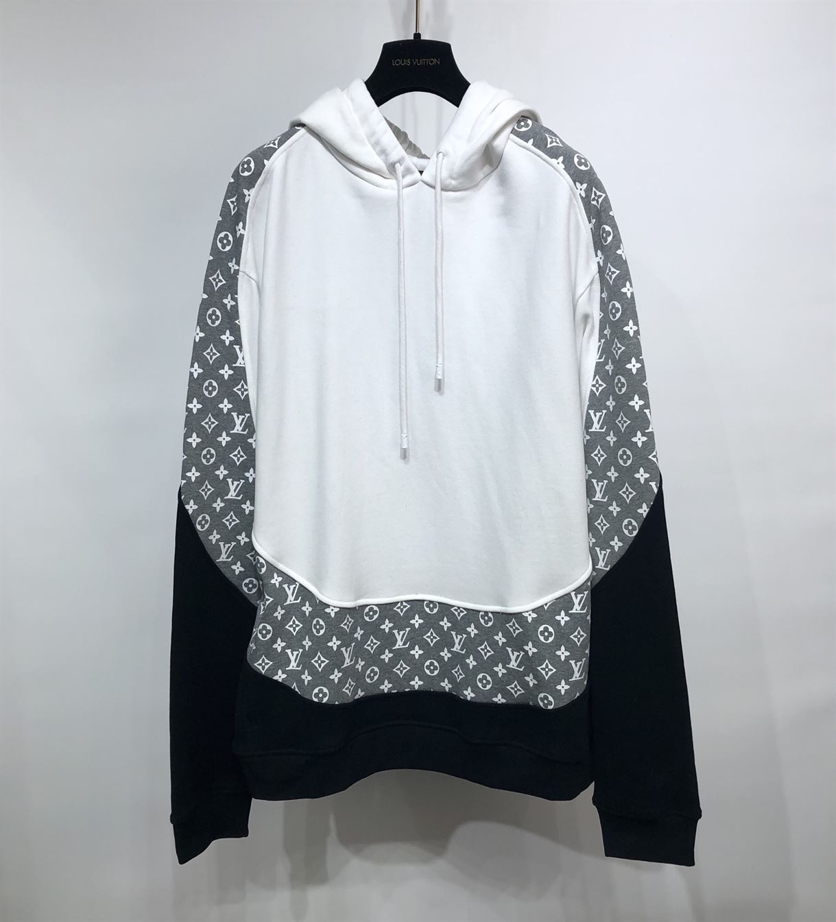LOUIS VUITTON HOODIE - LVH021