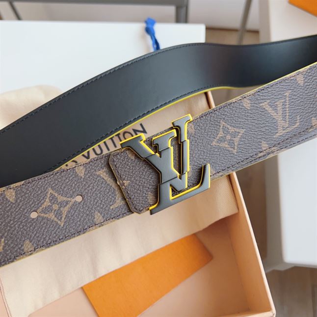 LOUIS VUITTON INITIALES 40MM REVERSIBLE MONOGRAM MACASSAR CANVAS - LBE061