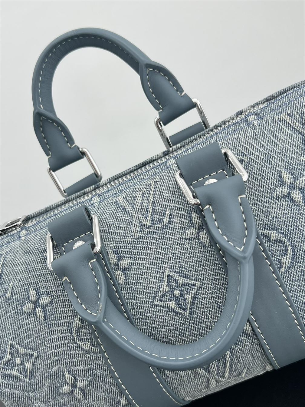 LOUIS VUITTON KEEPALL BANDOULIERE 25 - LVB051