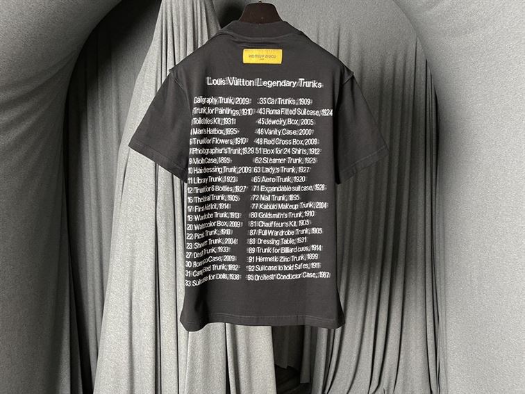 LOUIS VUITTON LEGENDARY TRUNKS T-SHIRT - LVTS053