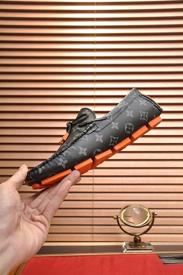 LOUIS VUITTON LV DRIVER MOCASSIN - VL032