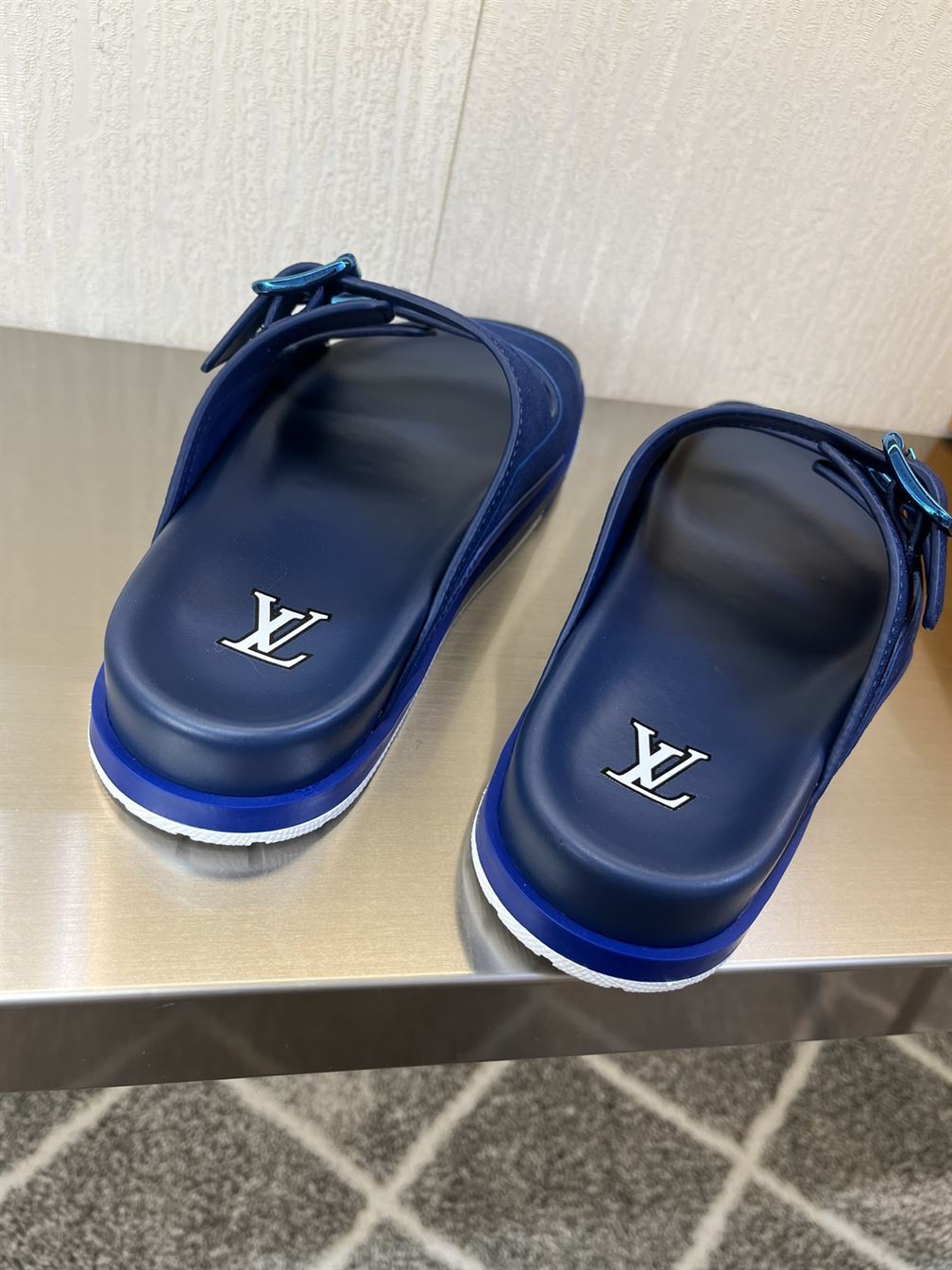LOUIS VUITTON LV TRAINER MULES - LVSD022