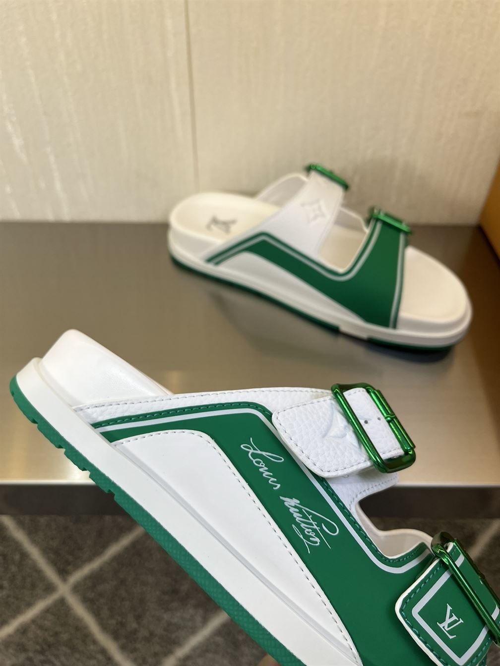 LOUIS VUITTON LV TRAINER MULES - LVSD023