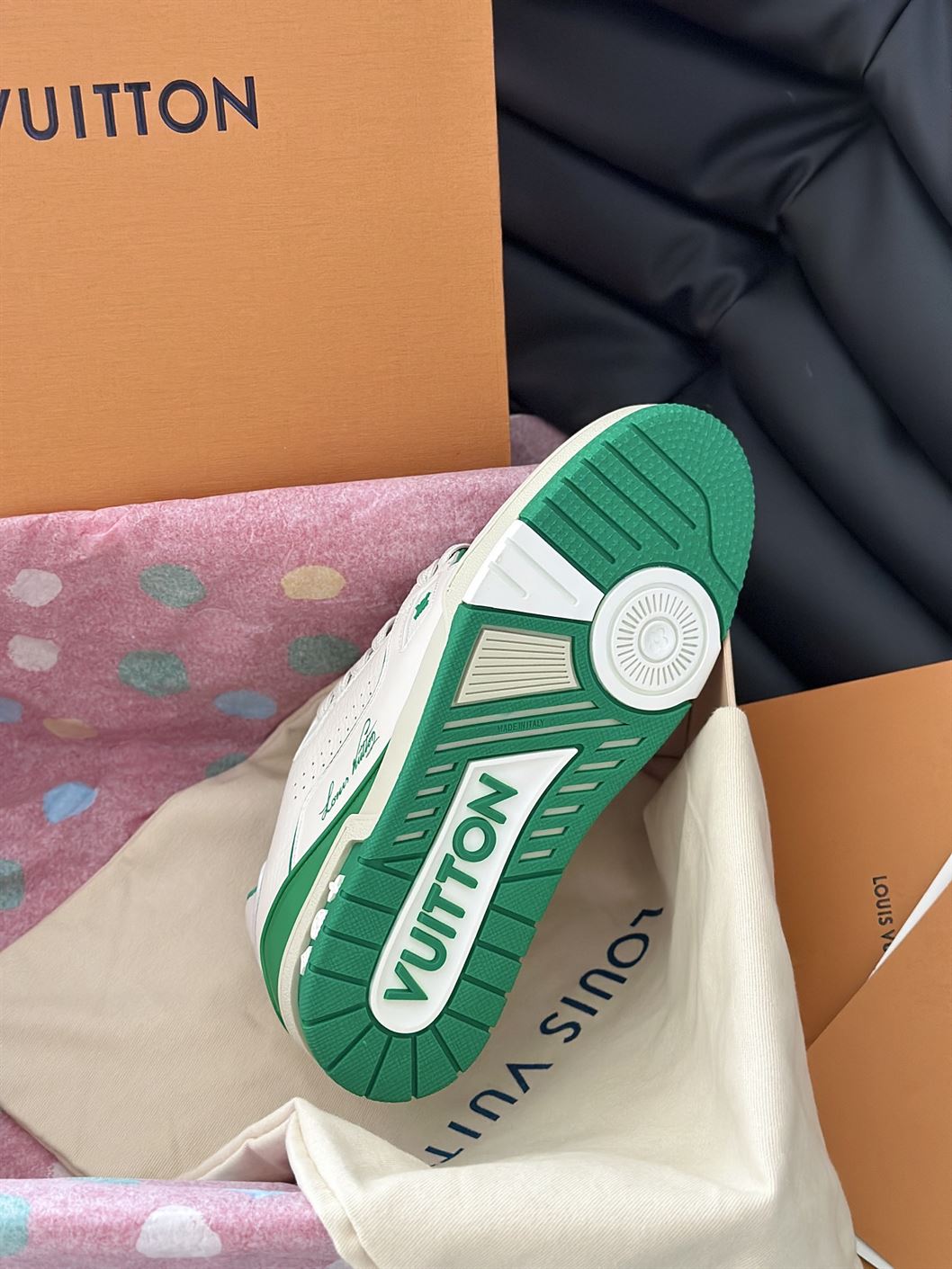 LOUIS VUITTON LV TRAINER SNEAKER - LVS195