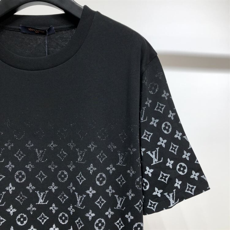 LOUIS VUITTON LVSE MONOGRAM GRADIENT T-SHIRT - LVTS054