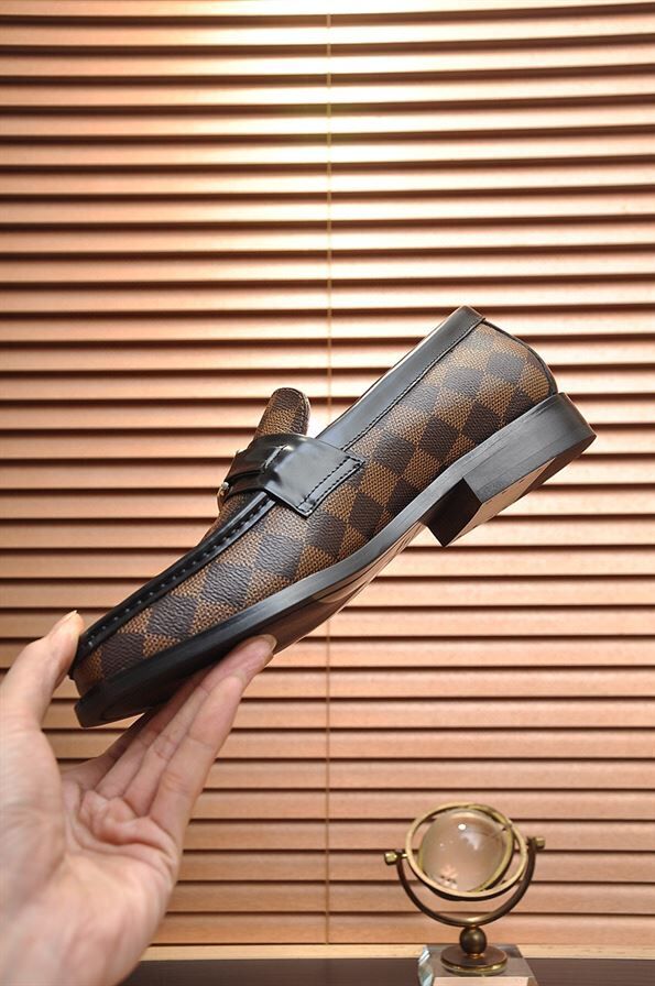 LOUIS VUITTON MAJOR LOAFER - VL003