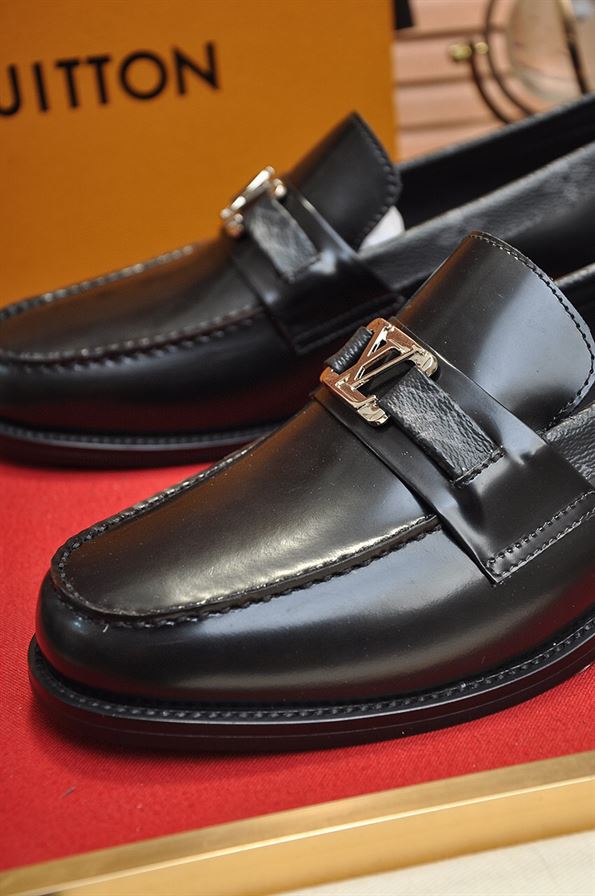 LOUIS VUITTON MAJOR LOAFER - VL016