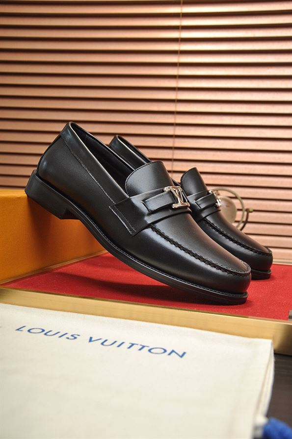 LOUIS VUITTON MAJOR LOAFER - VL030