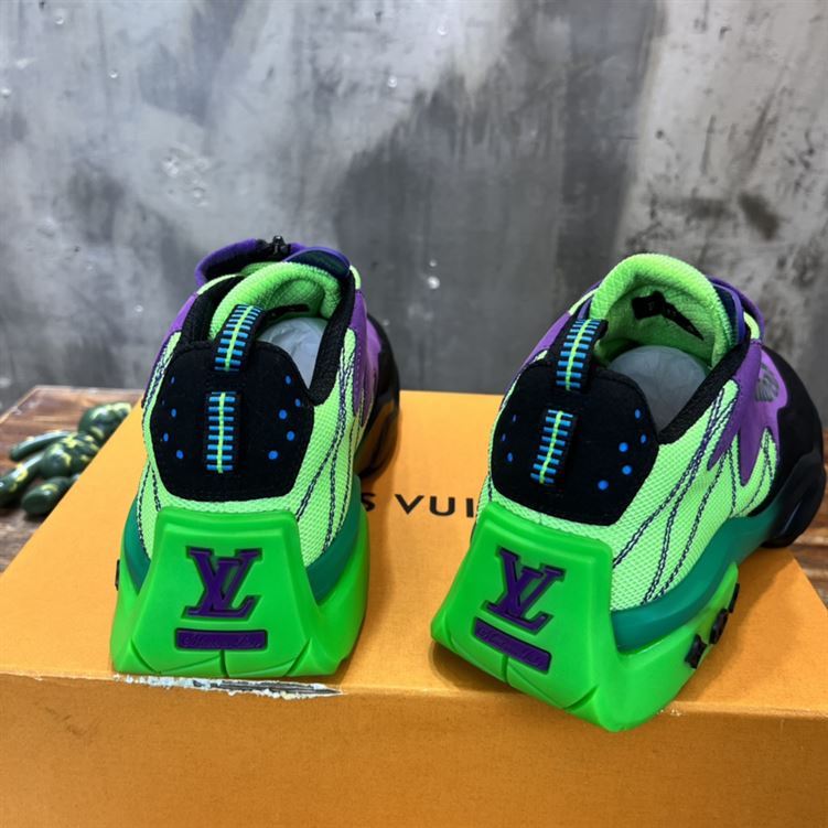 LOUIS VUITTON MILLENIUM SNEAKER - LVS067