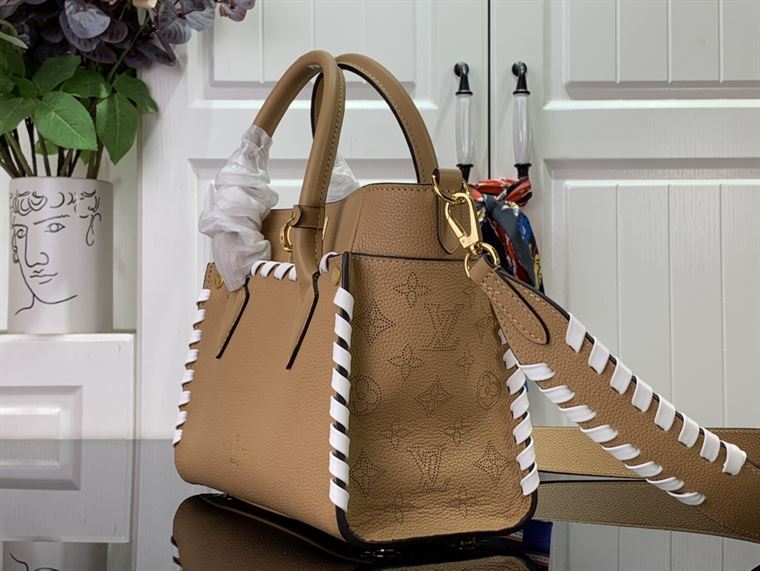 LOUIS VUITTON ON MY SIDE PM HIGH END