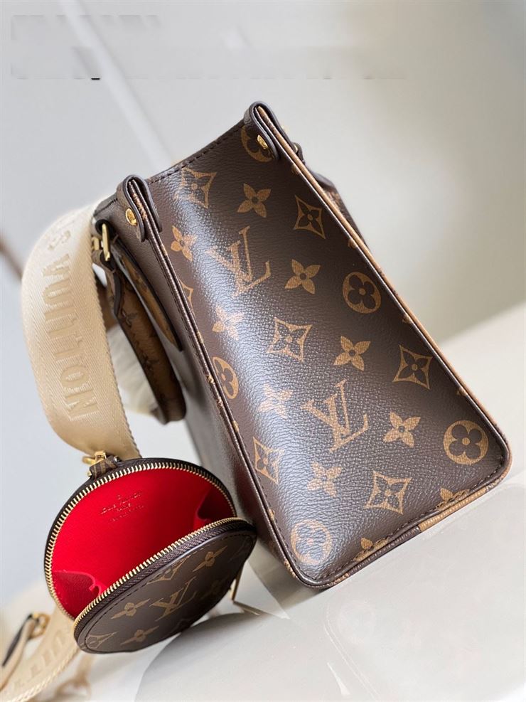 LOUIS VUITTON ONTHEGO PM MONOGRAM CANVAS