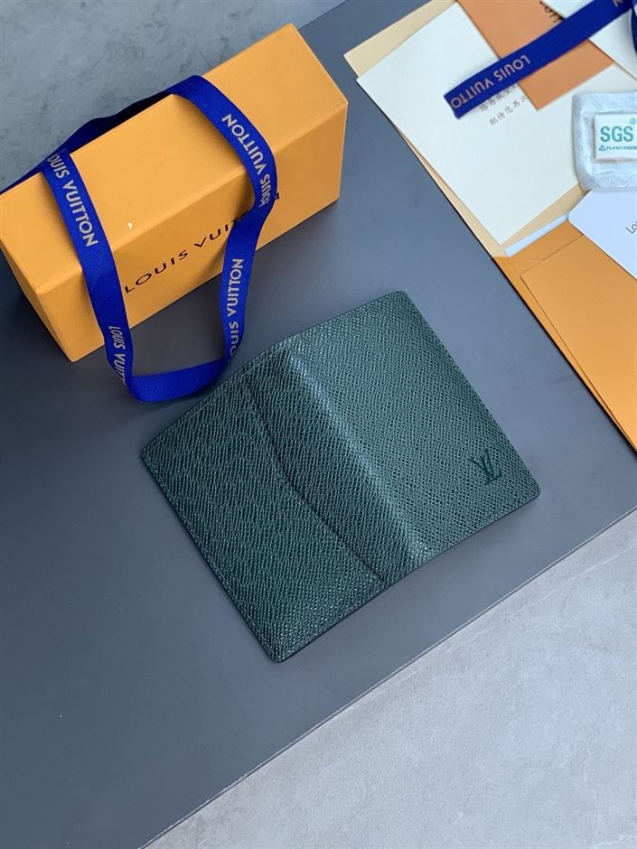 LOUIS VUITTON POCKET GREEN