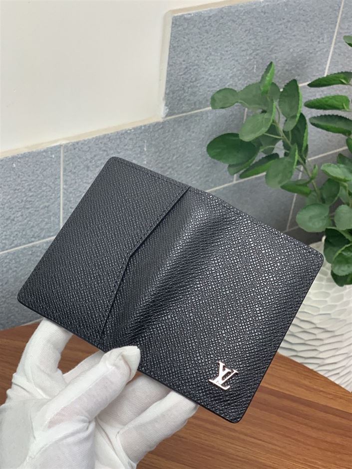 LOUIS VUITTON POCKET ORGANIZER