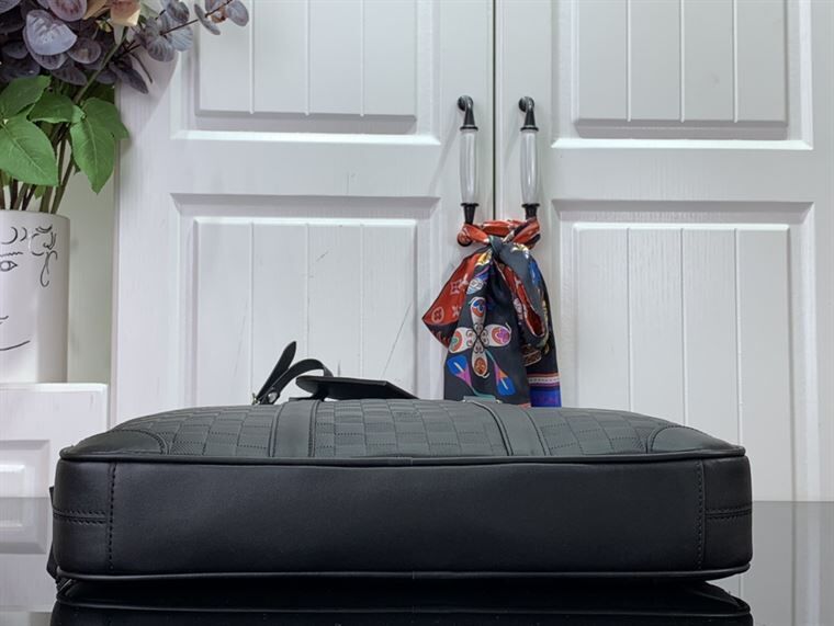 LOUIS VUITTON PORTE-DOCUMENTS VOYAGE PM BRIEFCASE - LVB039