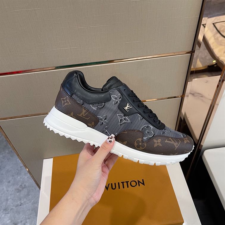 LOUIS VUITTON RUN AWAY SNEAKERS - LVS009