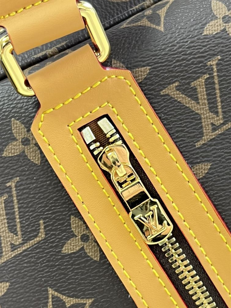 LOUIS VUITTON SAC BOSPHORE MONOGRAM CANVAS MESSENGER BAG IN BROWN - LVB001