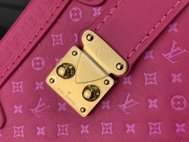 LOUIS VUITTON SIDE TRUNK Pink