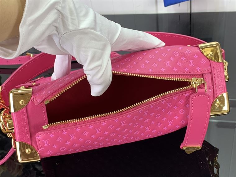 LOUIS VUITTON SIDE TRUNK Pink