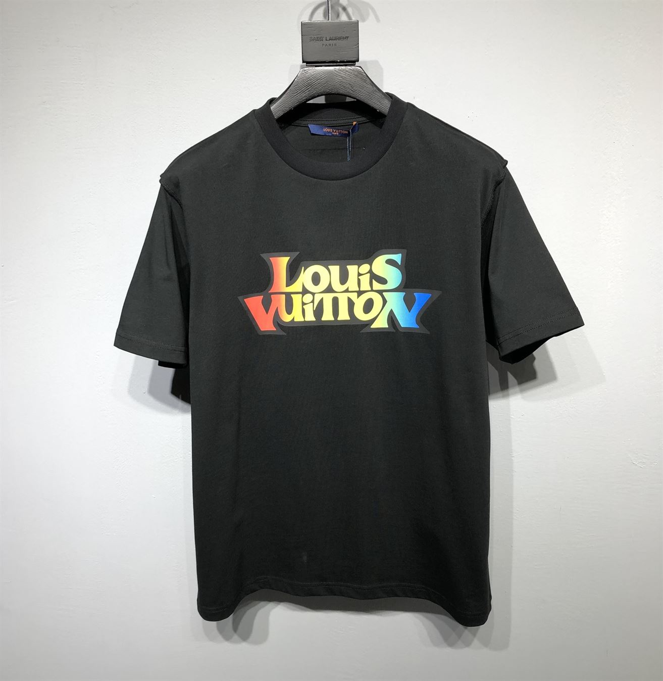 LOUIS VUITTON T-SHIRT - LVTS033